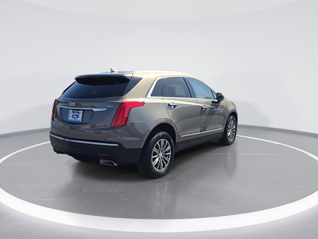 Used 2017 Cadillac XT5 Luxury w/ Driver Awareness Package image 8