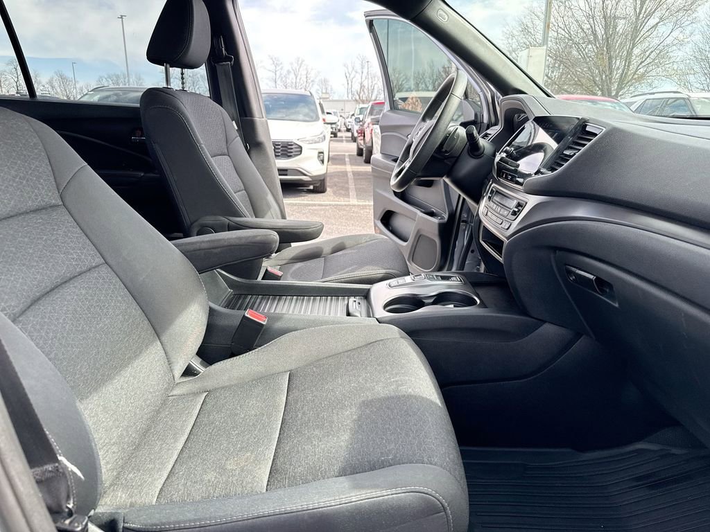 Used 2021 Honda Passport Sport image 21