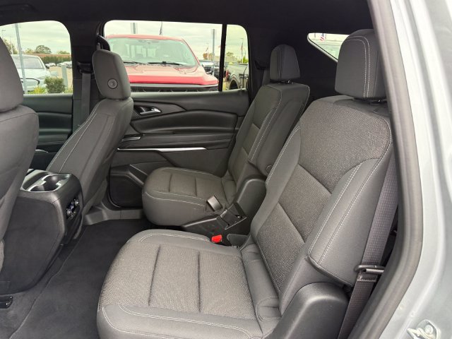 Used 2024 Chevrolet Traverse LT FWD image 9