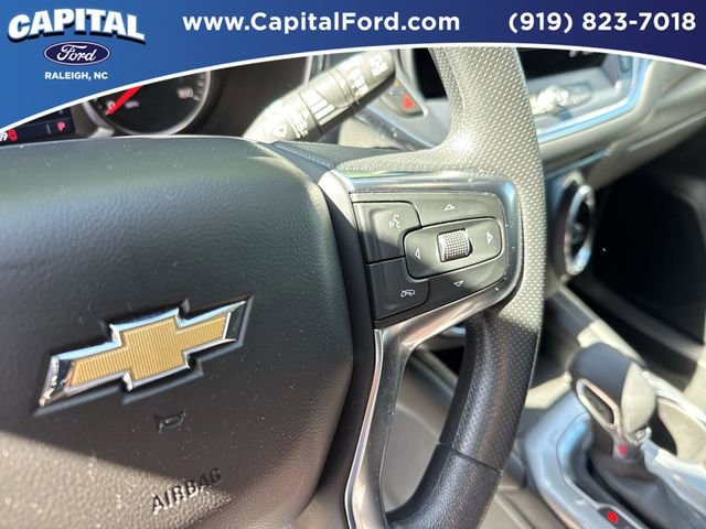 Used 2025 Chevrolet Blazer LT AWD/4WD image 23