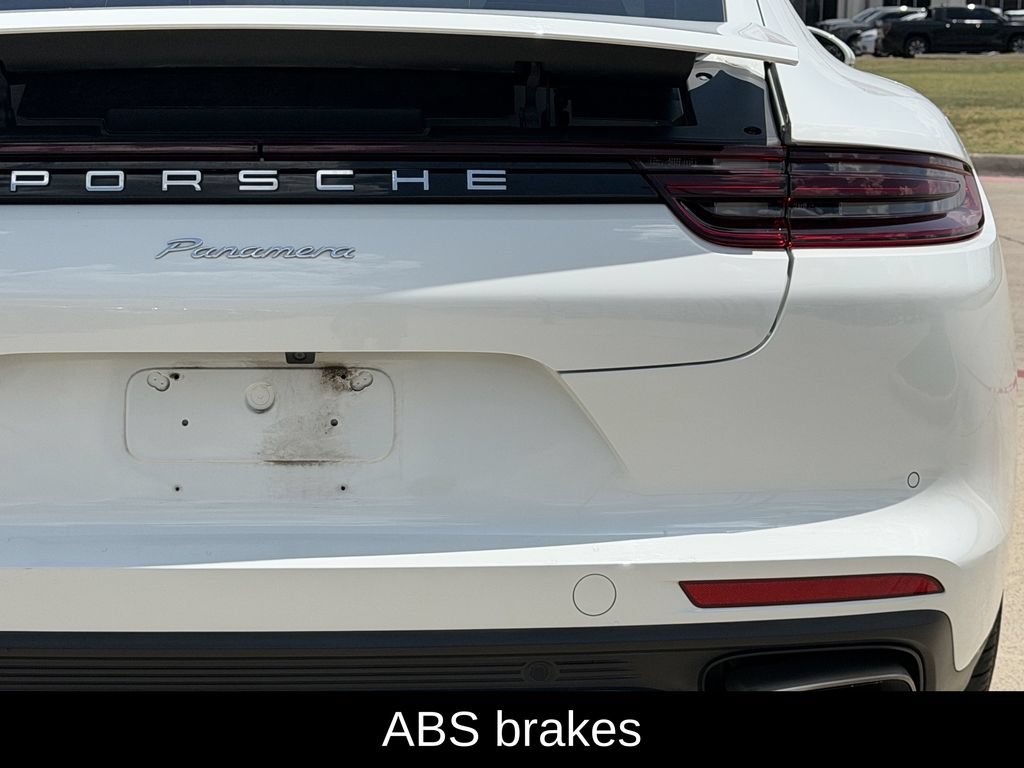 Used 2018 Porsche Panamera RWD image 9