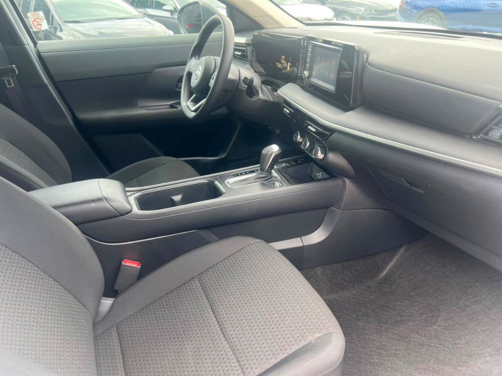 Used 2025 Nissan Kicks S FWD image 15