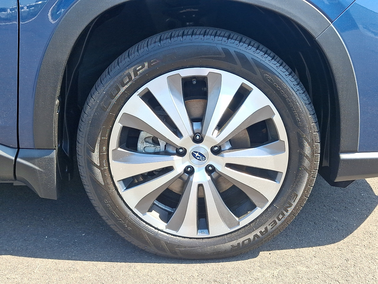 Certified 2022 Subaru Ascent Touring AWD/4WD image 9