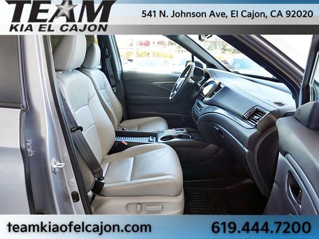Used 2023 Honda Passport EX-L image 11