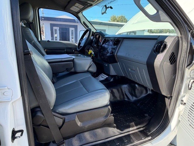 Used 2016 Ford F550 2WD Crew Cab Super Duty w/ Power Equipment Group image 17