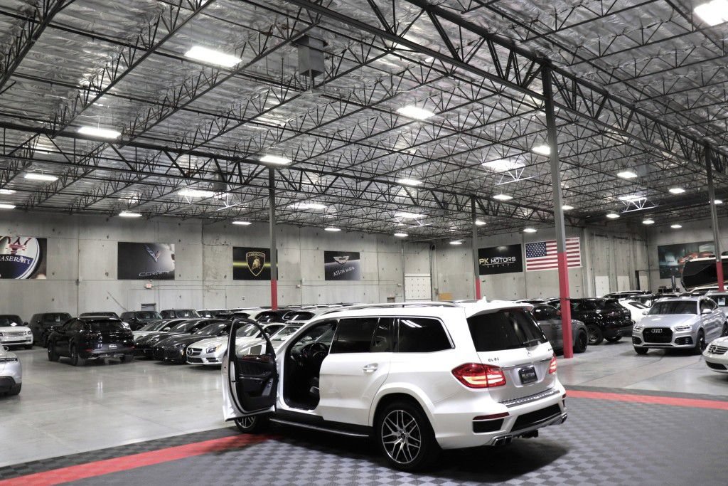 Used 2014 Mercedes-Benz GL 63 AMG 4MATIC image 15