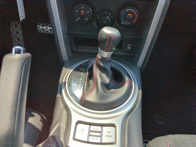 Used 2015 Scion FR-S RWD image 17