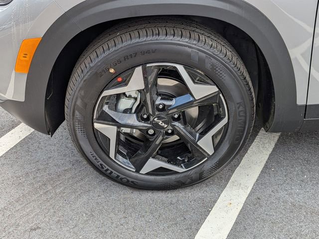 New 2026 Kia Seltos EX image 9