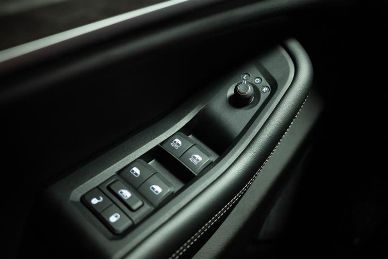 Used 2024 Jeep Grand Cherokee L Limited w/ Luxury Tech Group II AWD/4WD image 28