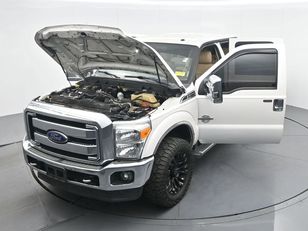 Used 2015 Ford F250 Lariat w/ Chrome Package image 30