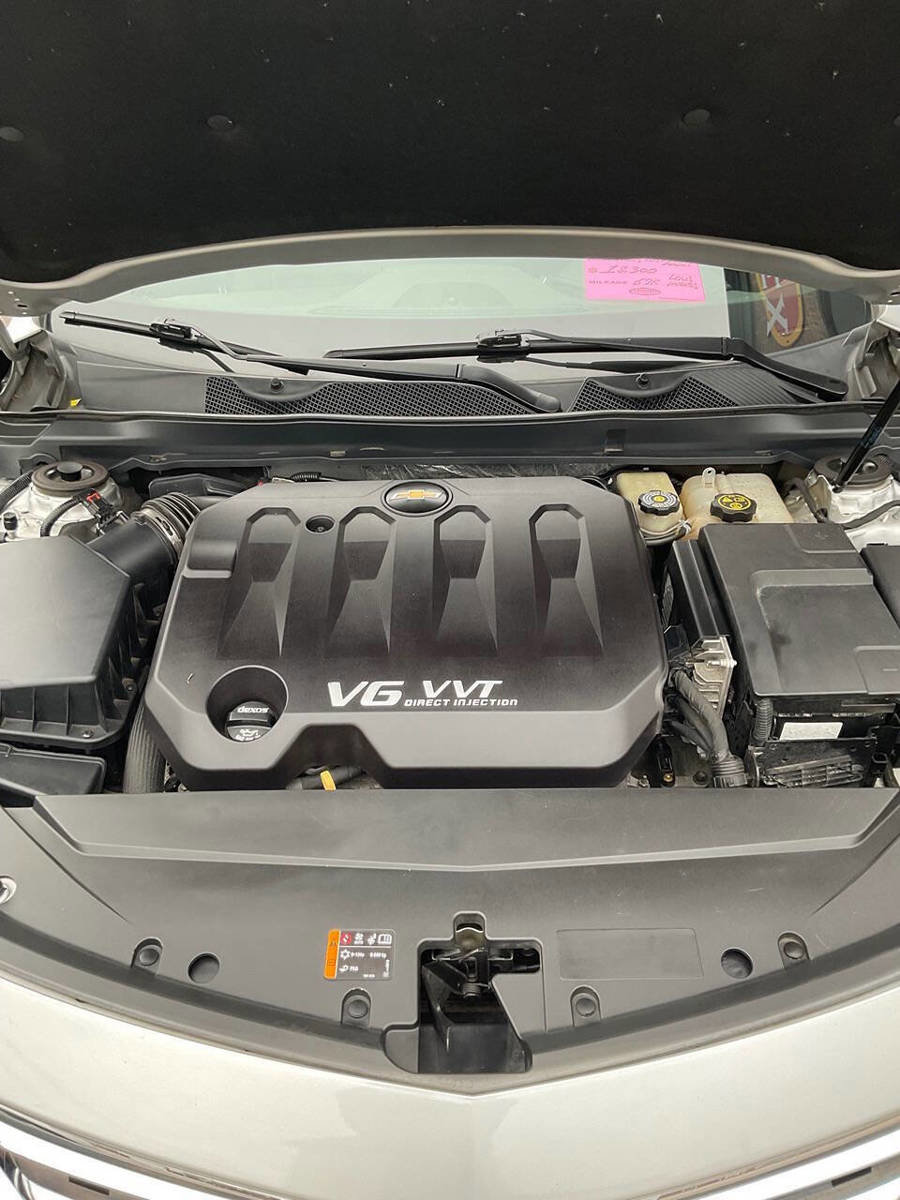 Used 2017 Chevrolet Impala Premier w/ Enhanced Convenience Package image 16