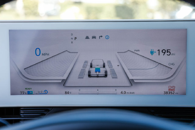 Certified 2024 Hyundai Ioniq 5 SEL AWD/4WD image 18