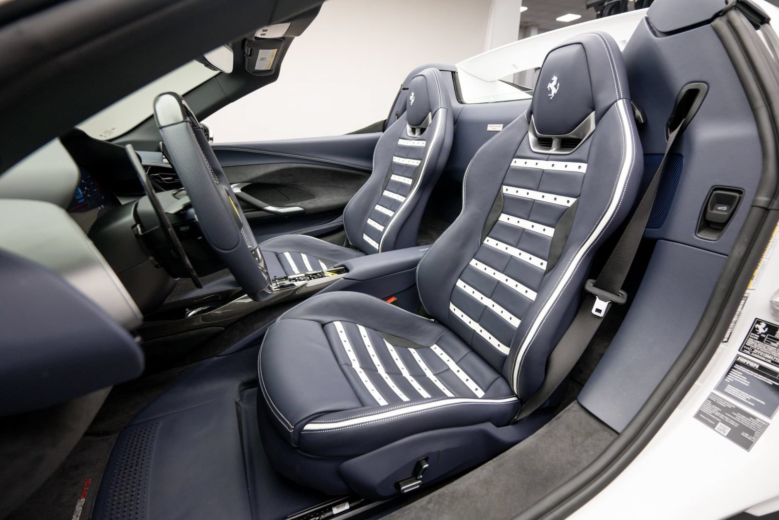 Used 2026 Ferrari 296 GTS RWD image 21