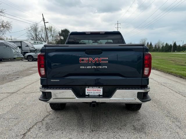 Used 2021 GMC Sierra 1500 4x4 Crew Cab w/ Sierra Value Package image 12