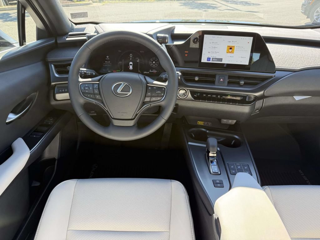 Used 2025 Lexus UX 300h AWD w/ Accessory Package (Z1) image 8