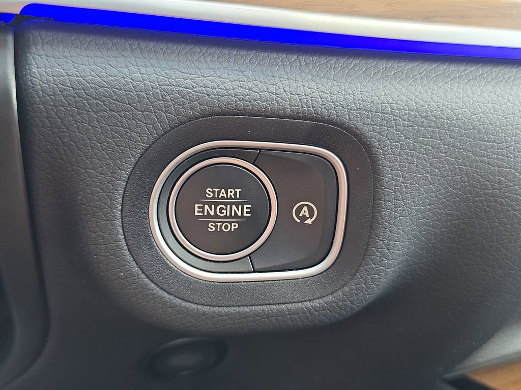 Certified 2025 Mercedes-Benz GLE 350 4MATIC image 28