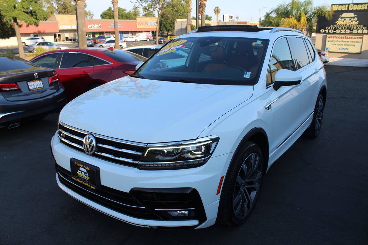 Used 2021 Volkswagen Tiguan SEL Premium R-Line w/ 3rd Row Seat Package AWD/4WD image 4