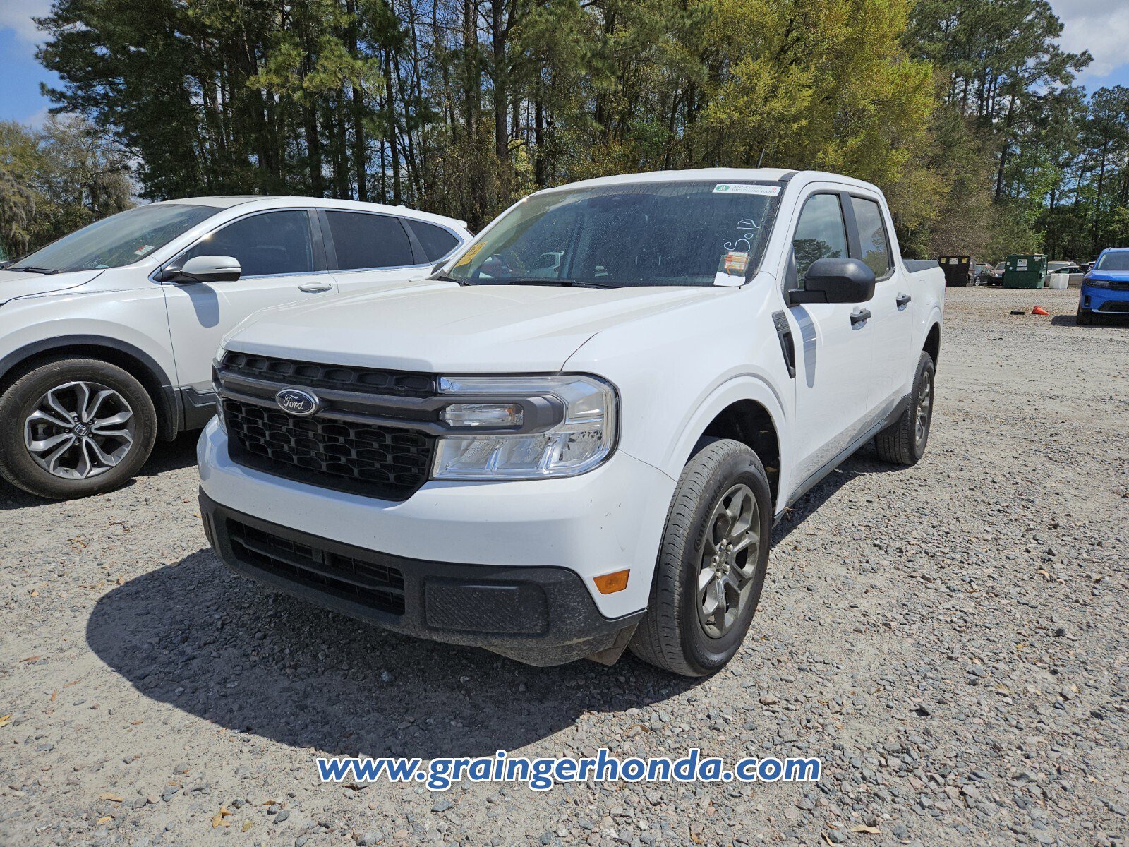 Used 2024 Ford Maverick XLT image 2