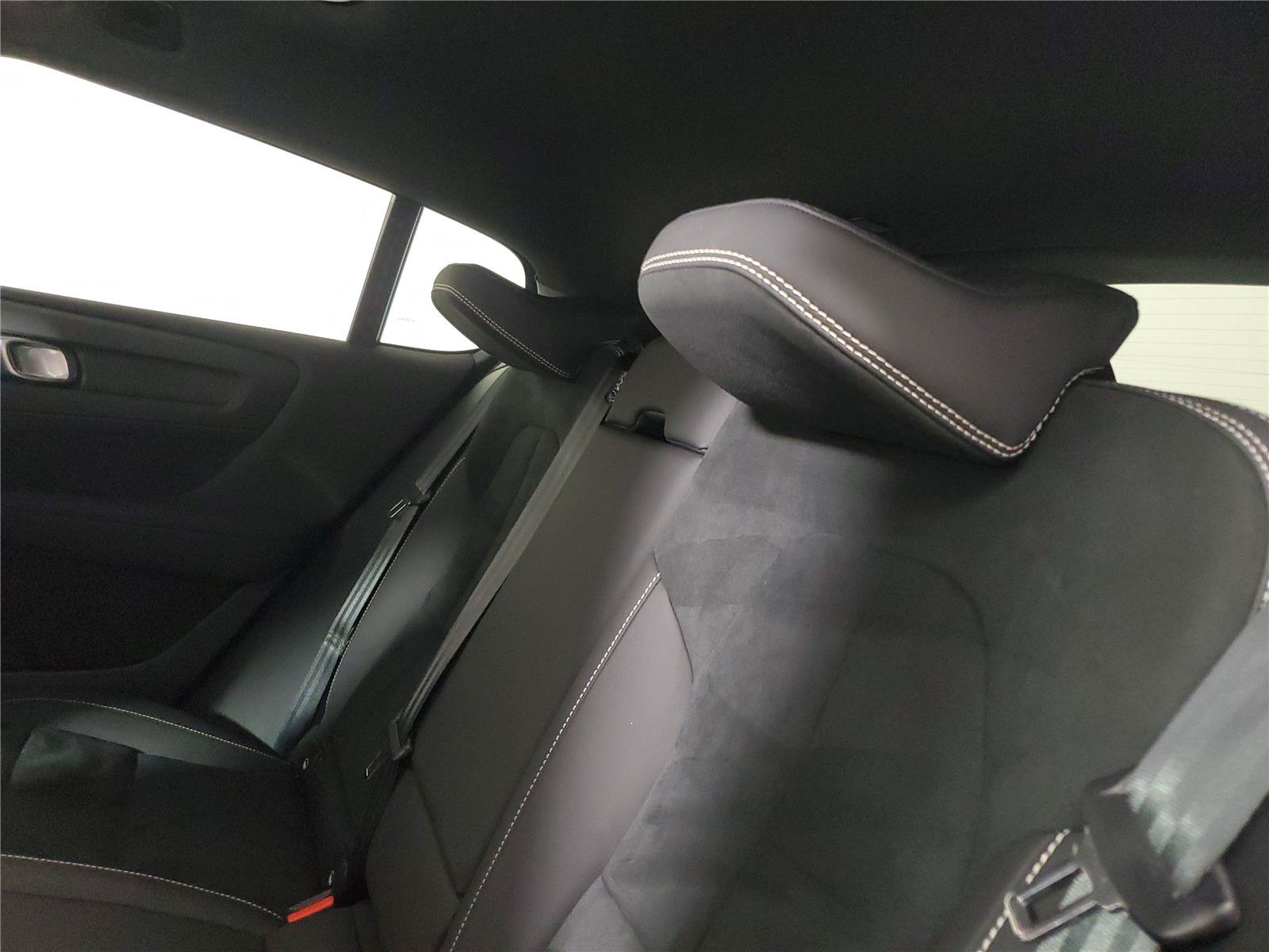 Certified 2024 Volvo C40 P8 Recharge Ultimate w/ Protection Package Premier RWD image 13