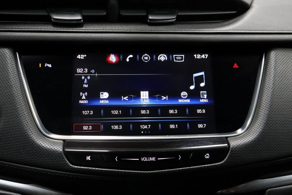 Used 2017 Cadillac XT5 Premium Luxury w/ LPO, Wheel Lock Package image 3