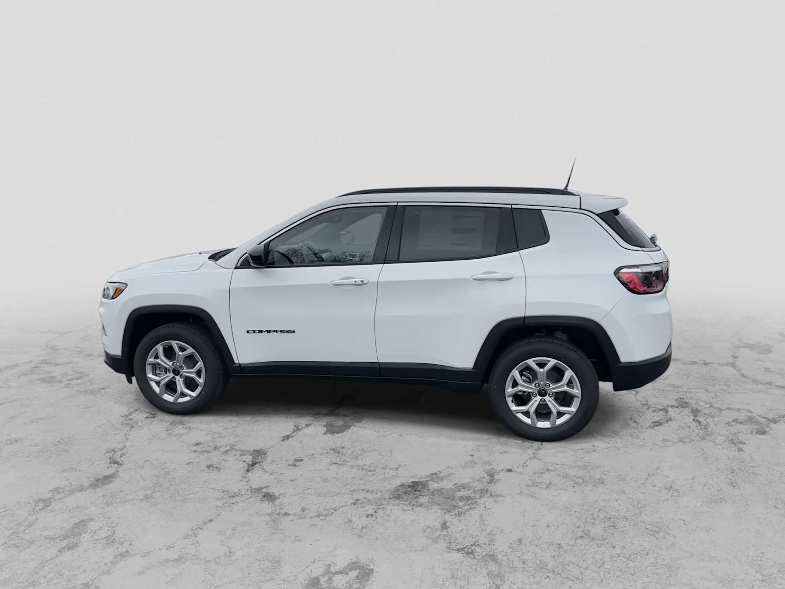New 2026 Jeep Compass Latitude image 5