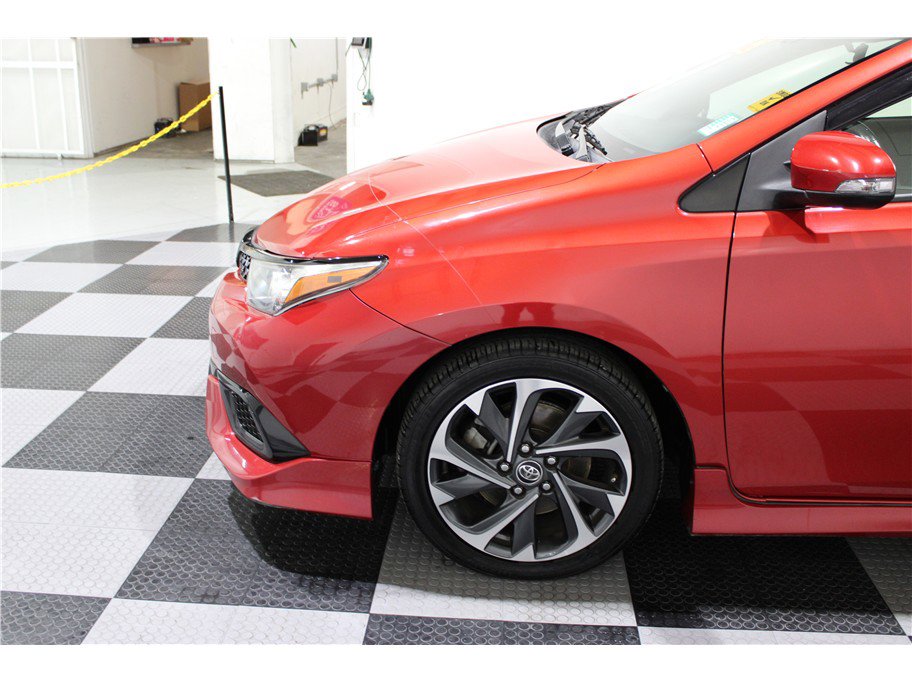 Used 2018 Toyota Corolla iM w/ All-Weather Mat Package image 9