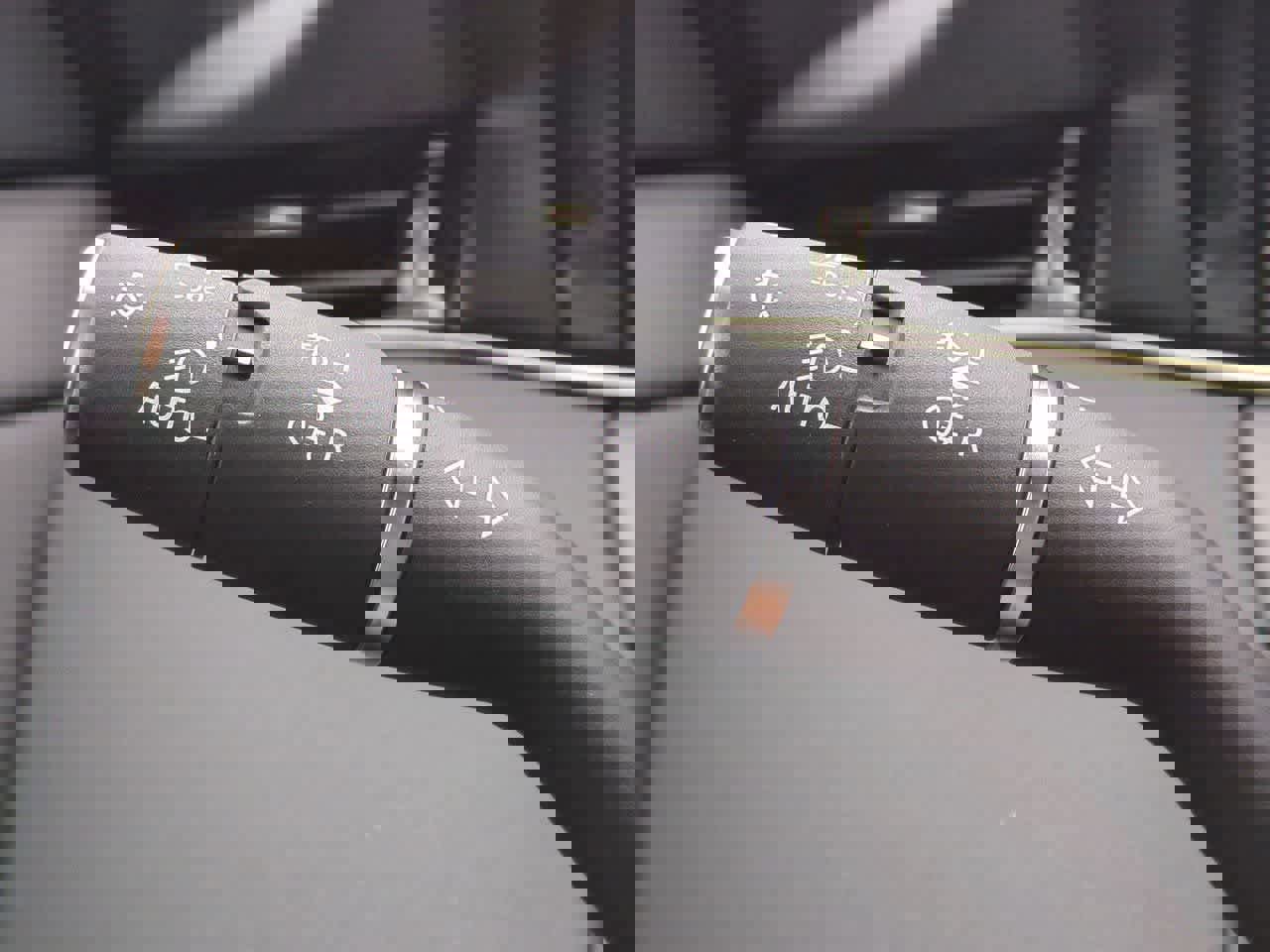 New 2026 Land Rover Range Rover Evoque Dynamic SE image 27