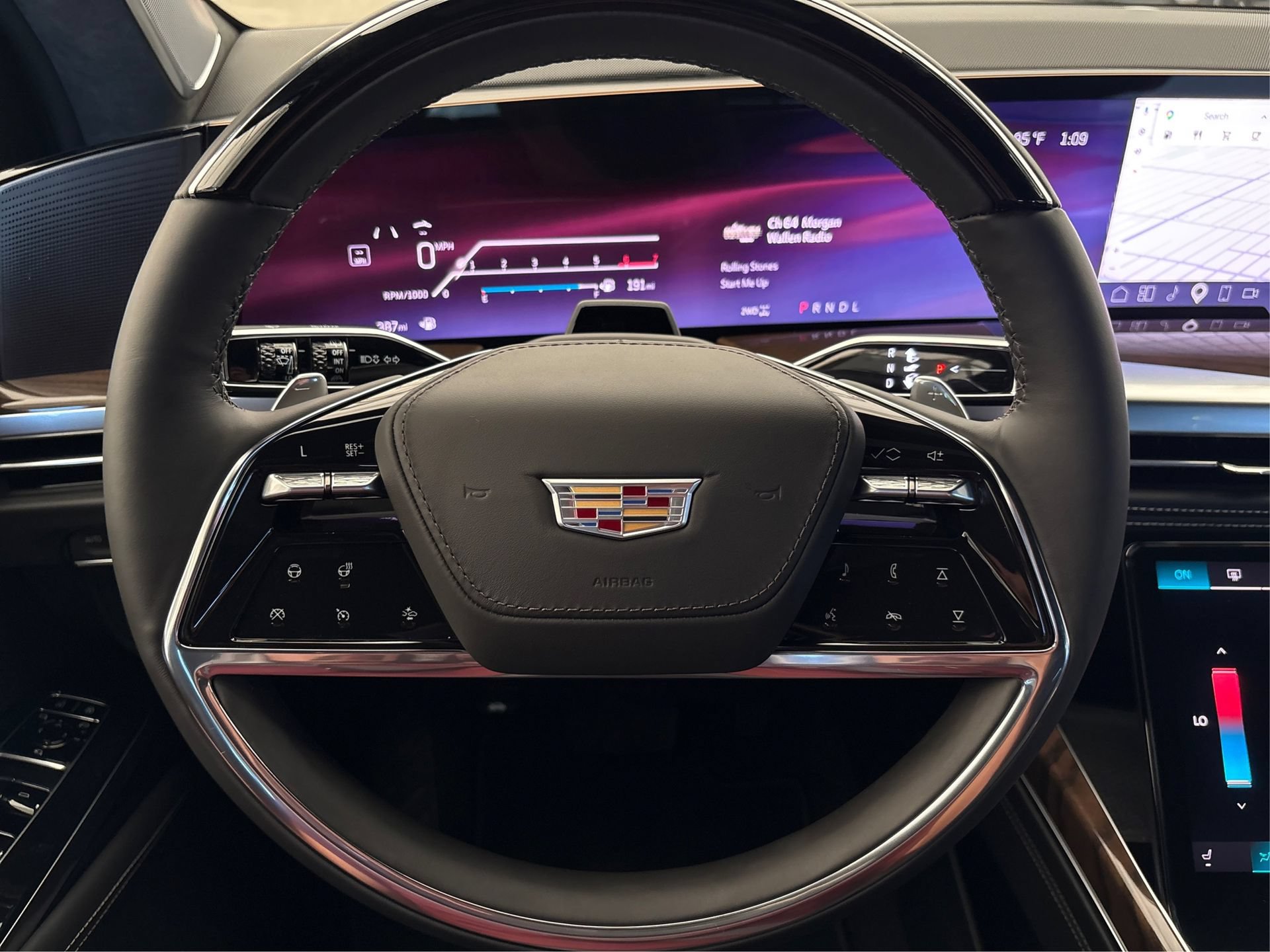 New 2026 Cadillac Escalade Platinum Sport AWD/4WD image 18