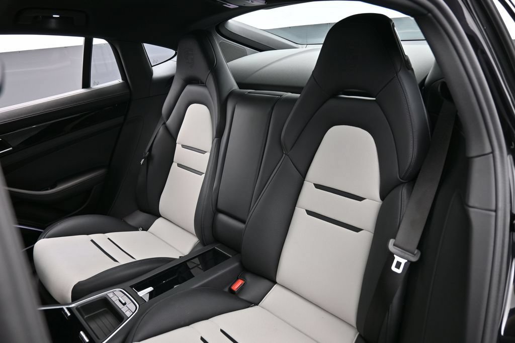 Certified 2023 Porsche Panamera 4S AWD/4WD image 25