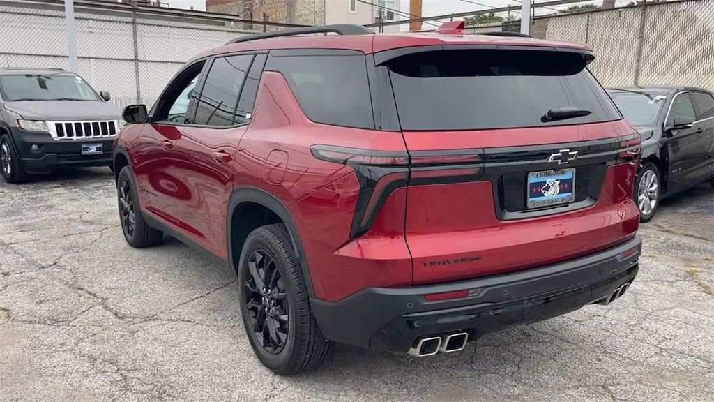 New 2025 Chevrolet Traverse LT w/ Midnight/Sport Edition image 6