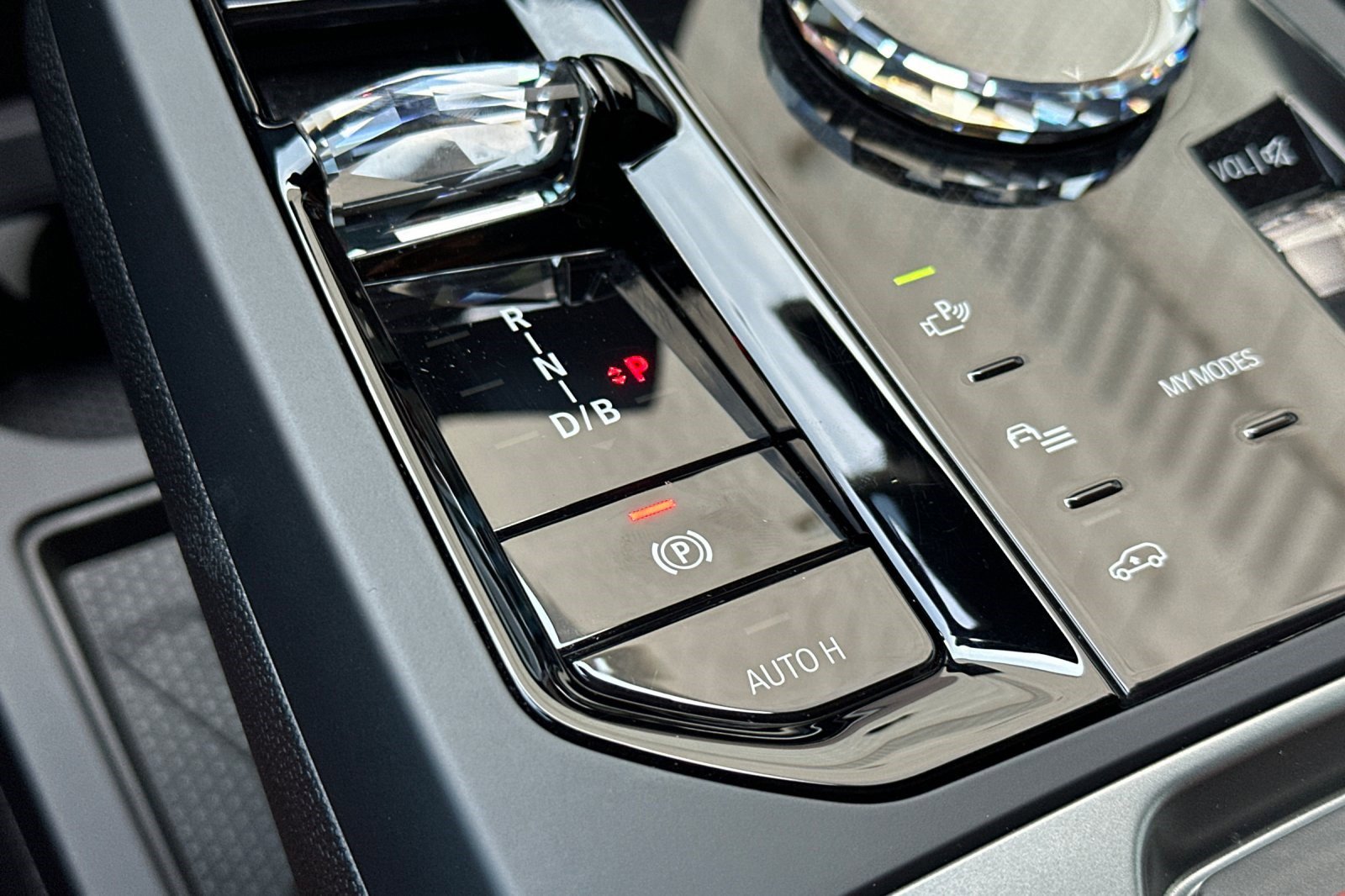 Used 2025 BMW iX M60 image 29