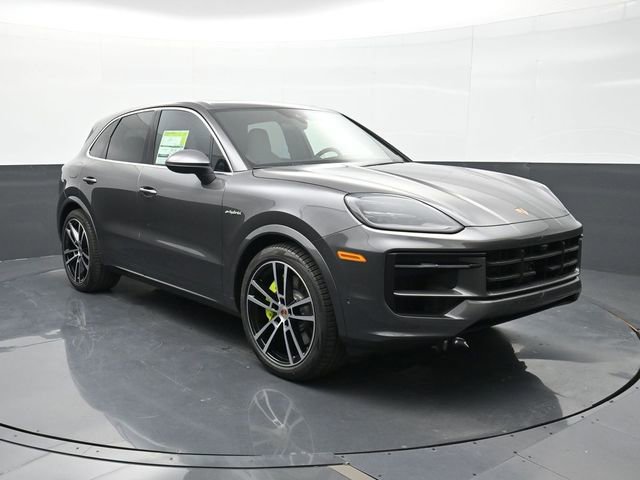 New 2026 Porsche Cayenne S image 29