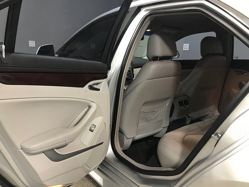 Used 2012 Cadillac CTS Luxury RWD image 18