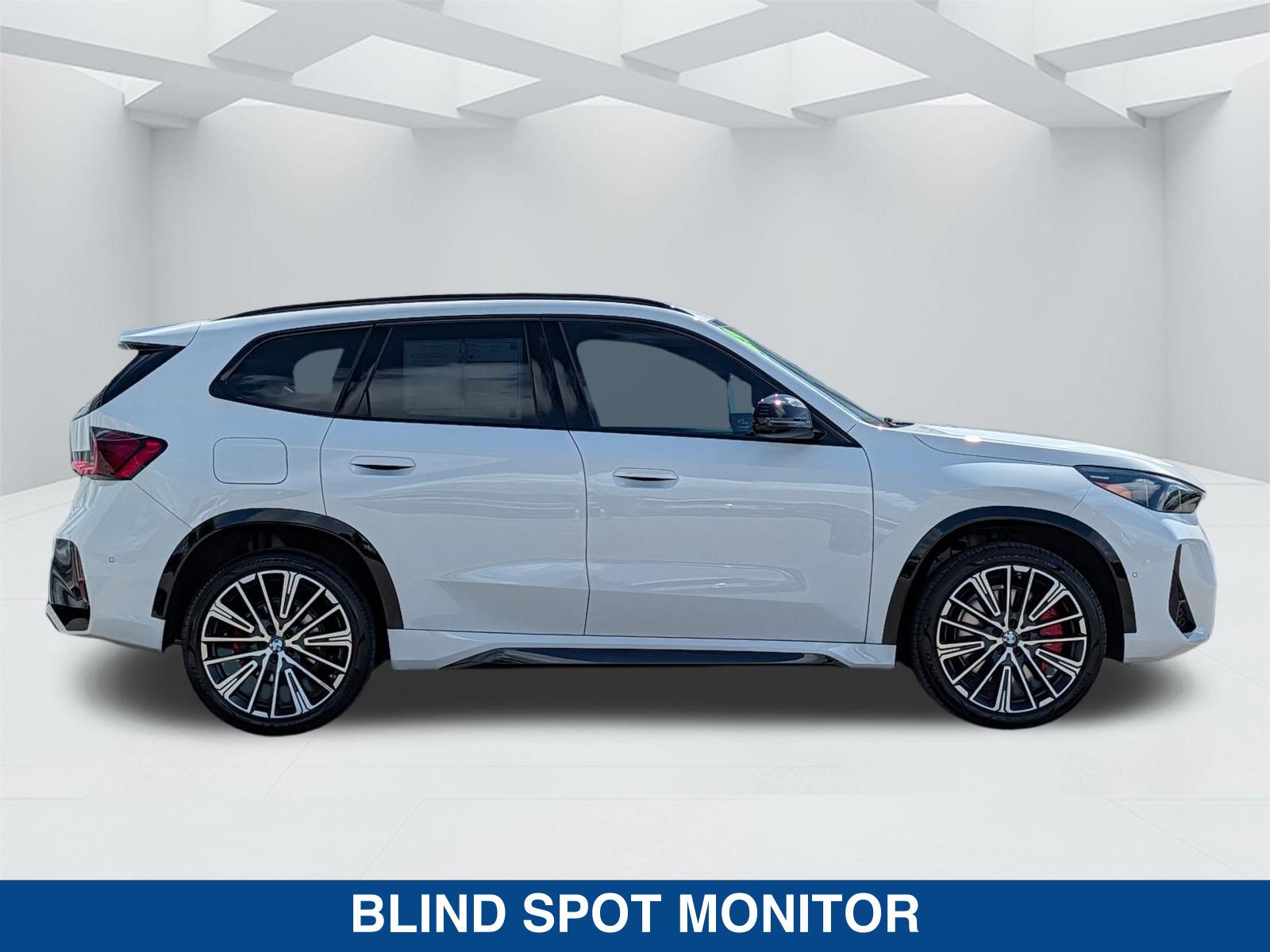 Used 2025 BMW X1 xDrive28i w/ Technology Package AWD/4WD image 4