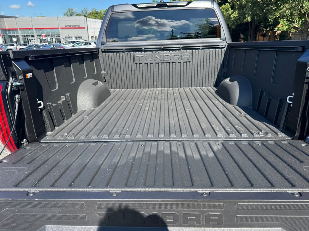 Used 2026 Toyota Tundra Limited AWD/4WD image 17