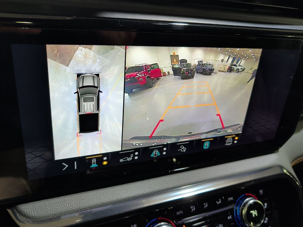 Used 2022 GMC Sierra 1500 AT4 w/ AT4 Premium Package image 23