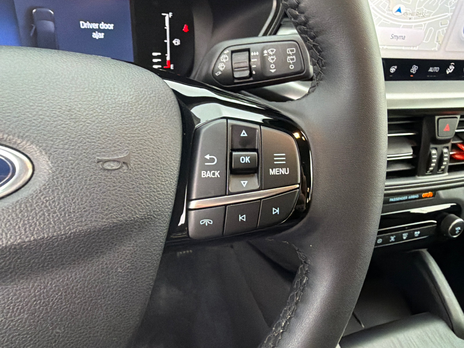 Used 2023 Ford Escape SE FWD image 27