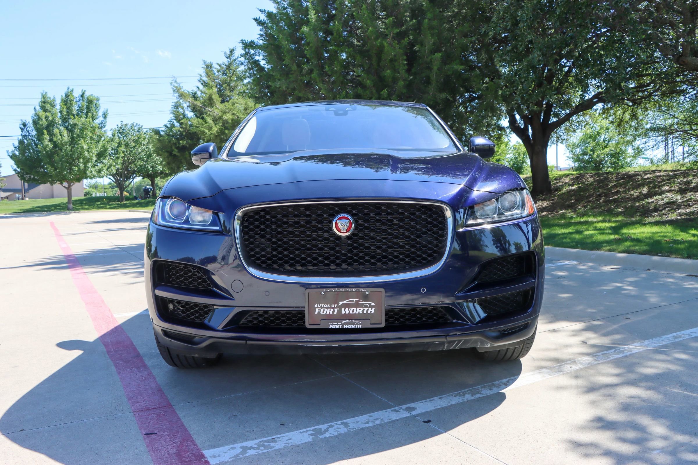 Used 2020 Jaguar F-PACE Premium AWD/4WD image 2