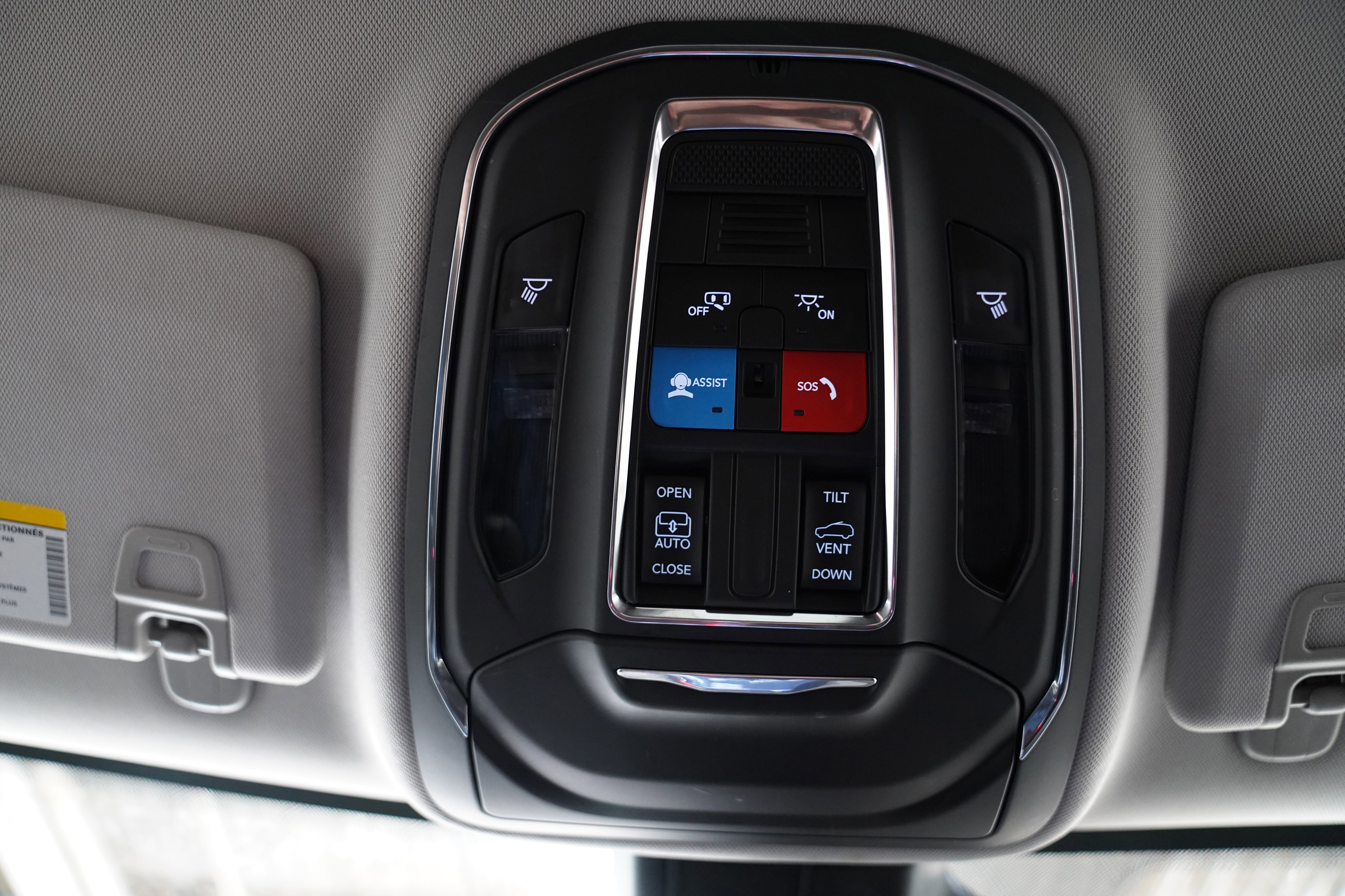 Used 2023 Jeep Grand Cherokee Laredo X image 29