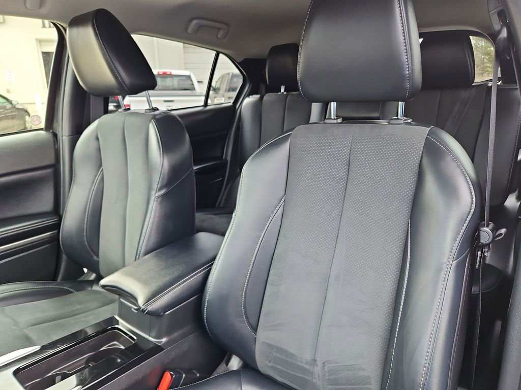 Used 2024 Mitsubishi Eclipse Cross SE image 23