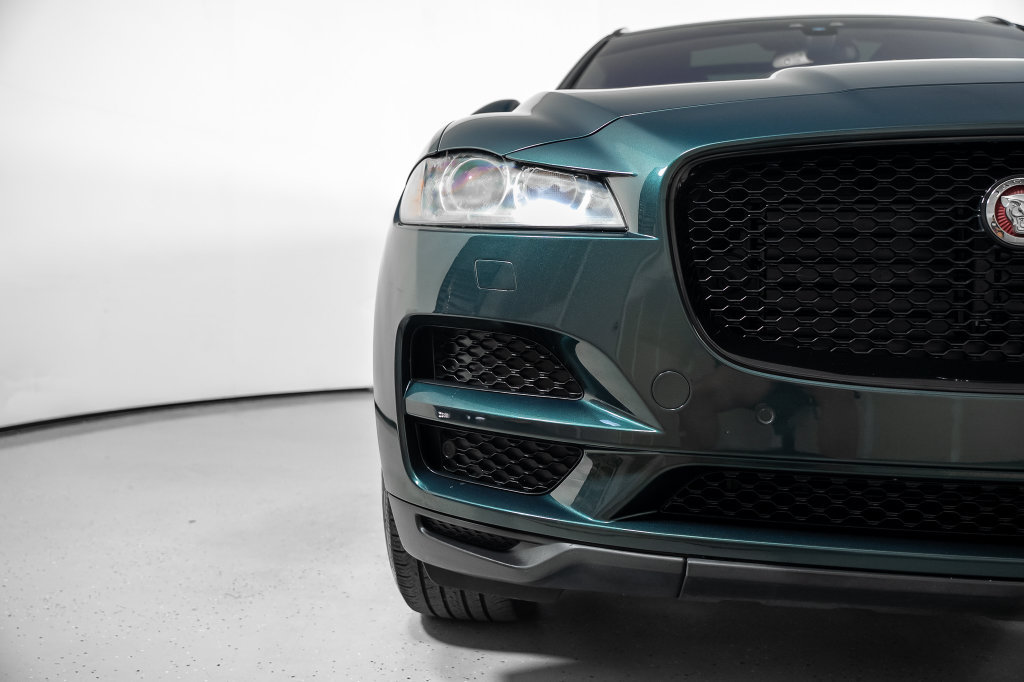 Used 2018 Jaguar F-PACE Premium AWD/4WD image 19