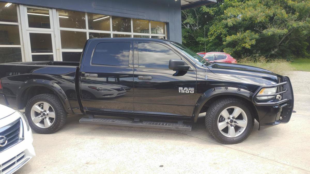 Used 2013 RAM 1500 Express AWD/4WD image 4