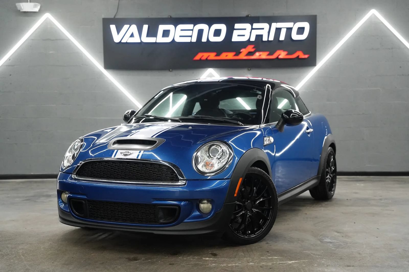 Used 2012 MINI Cooper Coupe S FWD image 1