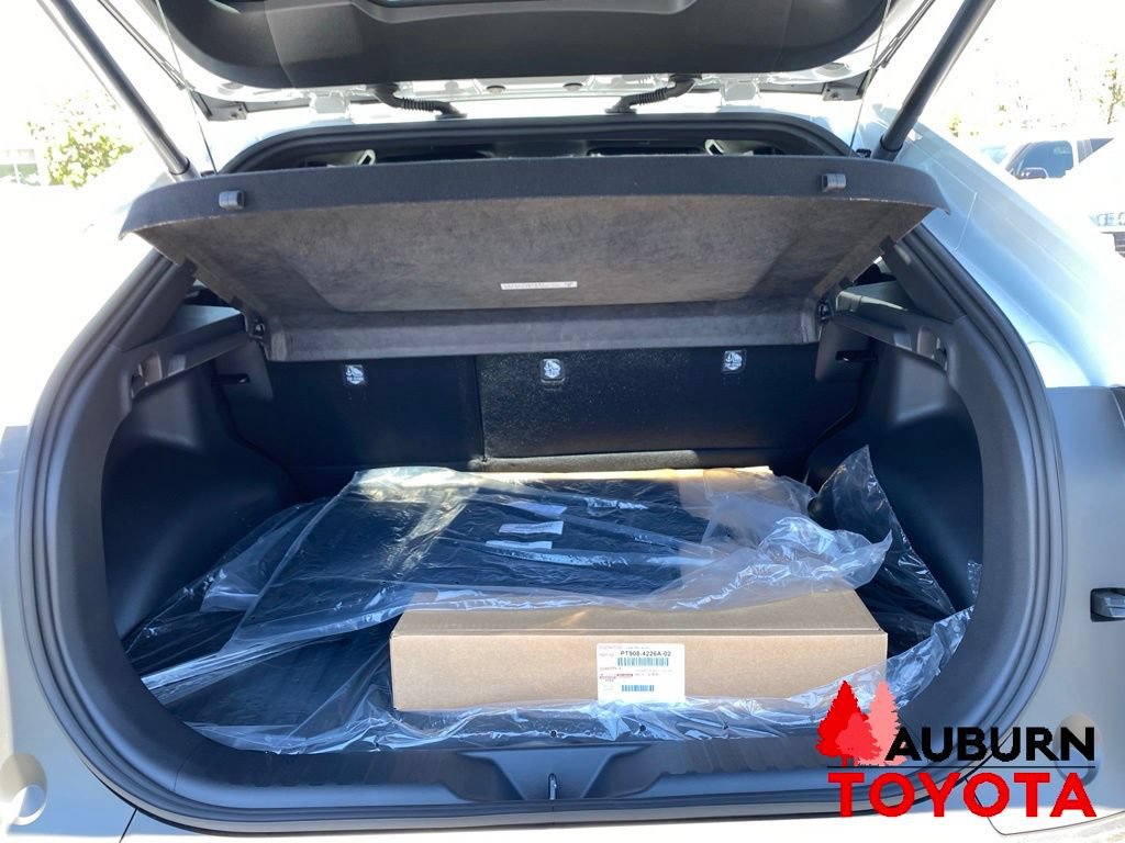 New 2026 Toyota C-HR AWD/4WD image 10