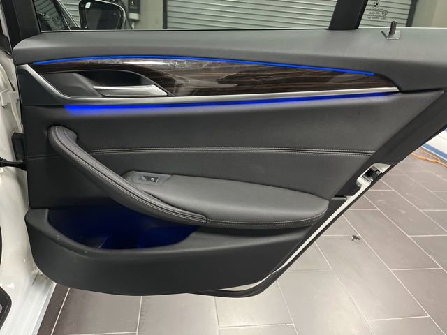 Used 2021 BMW 540i w/ Convenience Package image 13