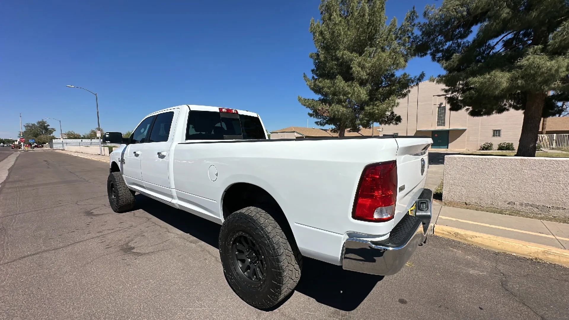 Used 2011 RAM 2500 SLT w/ Protection Group image 2