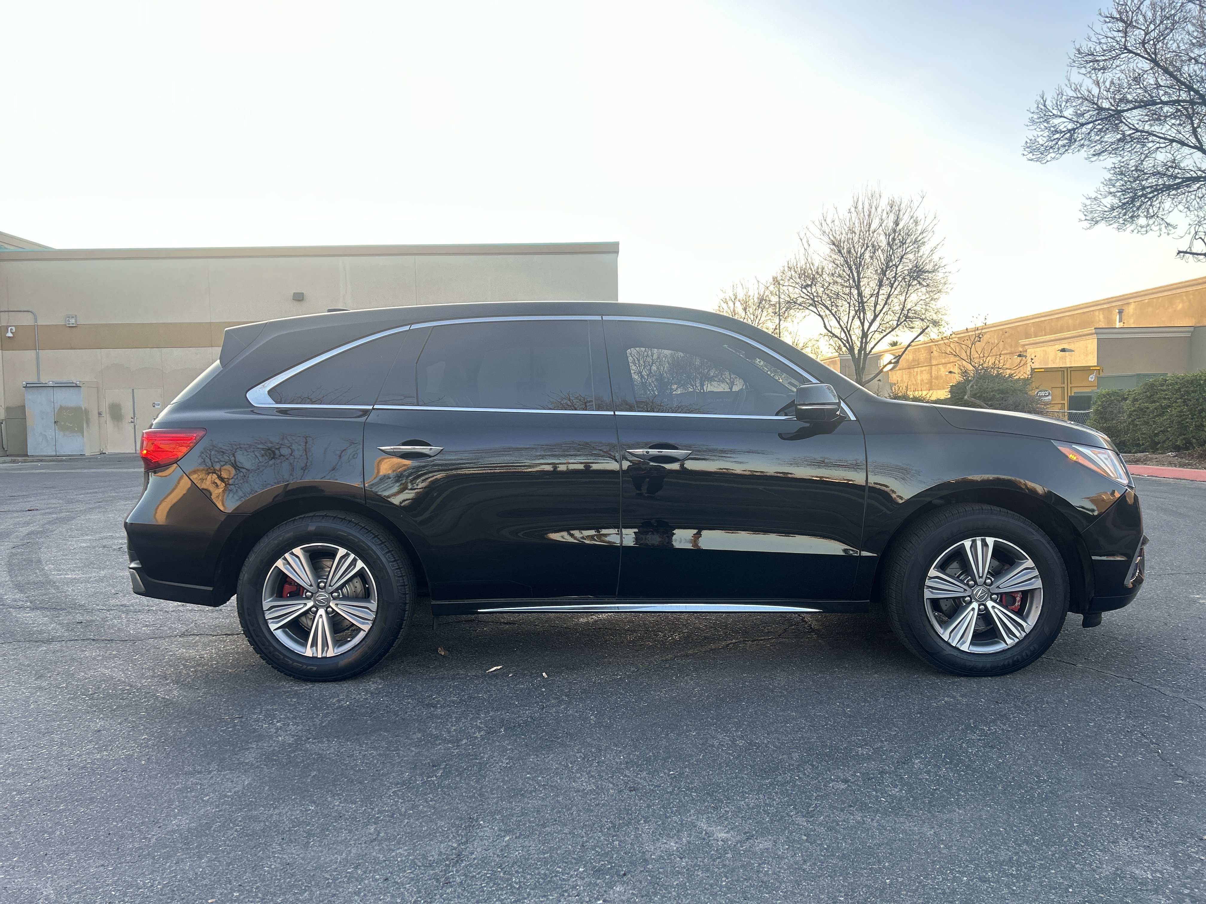 Used 2020 Acura MDX SH-AWD image 31