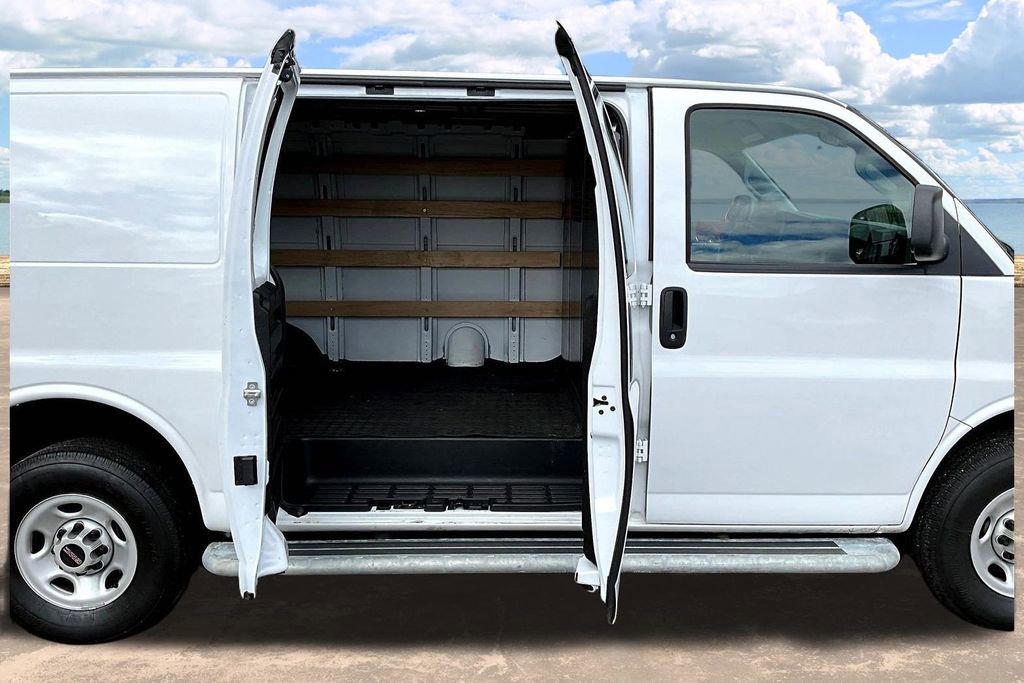 Used 2024 GMC Savana 2500 w/ Driver Convenience Package image 37