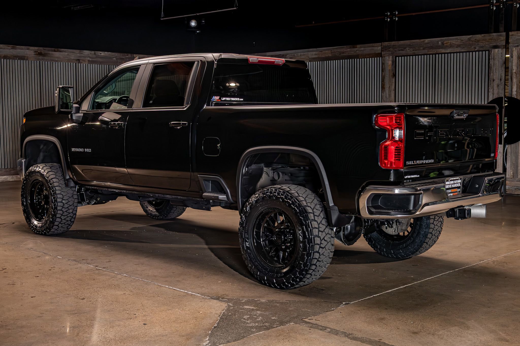 Used 2024 Chevrolet Silverado 2500 LT w/ Convenience Package AWD/4WD image 7