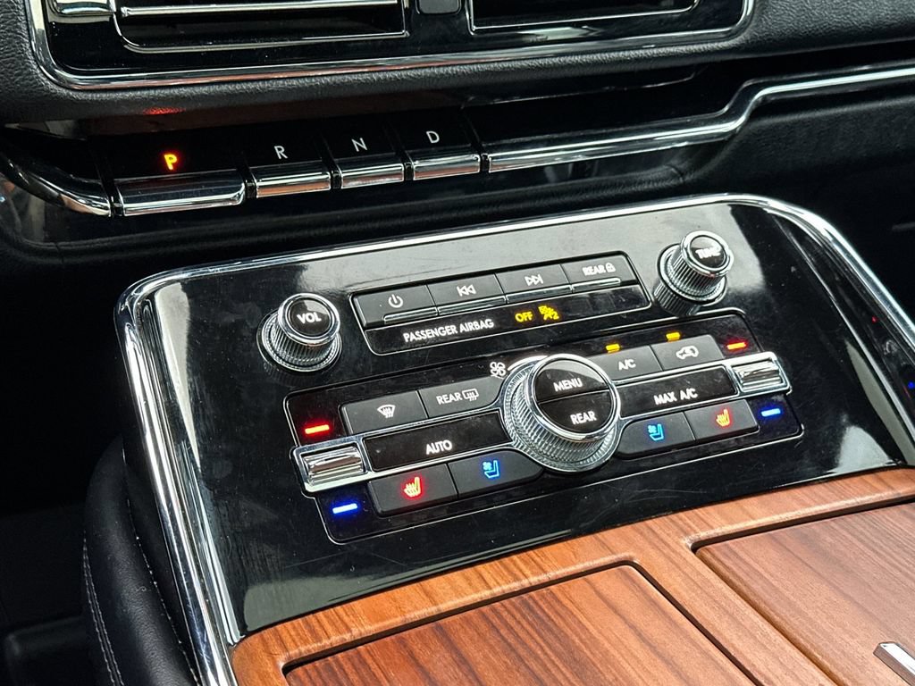 Used 2020 Lincoln Navigator Reserve w/ Luxury Package AWD/4WD image 21